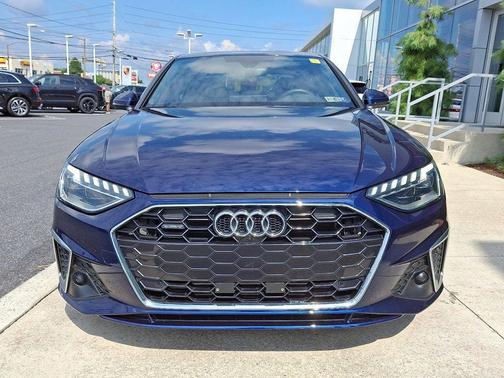2022 Audi A4 45 S line Premium Plus