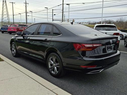 2019 Volkswagen Jetta 1.4T R-Line