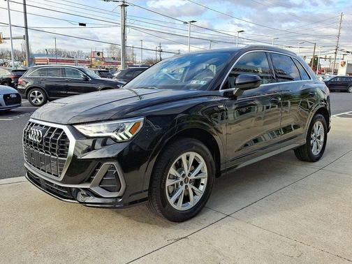 2025 Audi Q3 45 S line Premium Plus