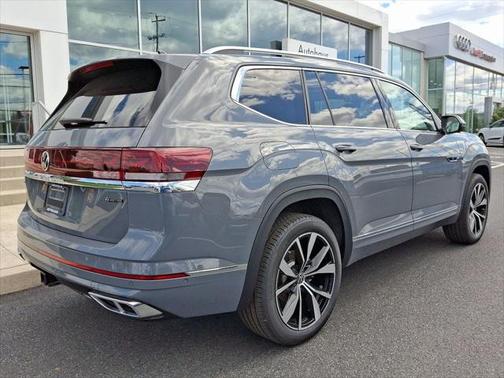 2025 Volkswagen Atlas 2.0T SEL Premium R-Line 4MOTION