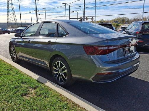 2026 Volkswagen Jetta 1.4T SE