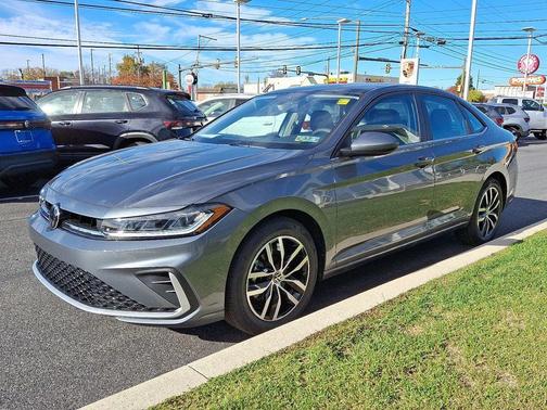 2026 Volkswagen Jetta 1.4T SE
