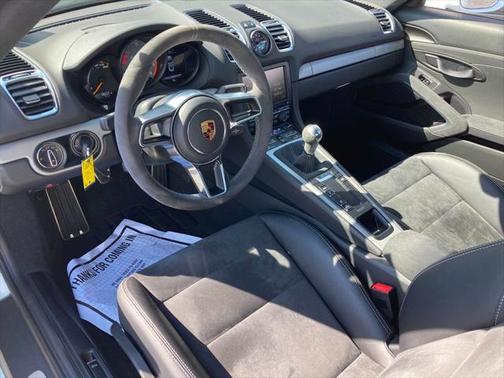 2016 Porsche Cayman GT4