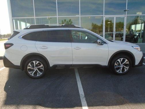 2021 Subaru Outback Touring