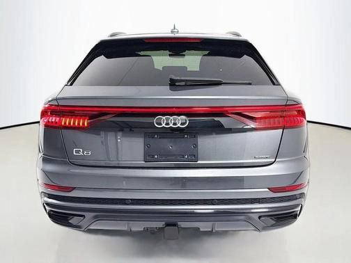 2023 Audi Q8 55 Prestige