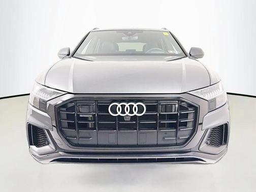 2023 Audi Q8 55 Prestige
