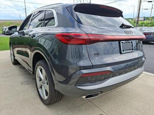 2025 Audi Q5 Premium Plus