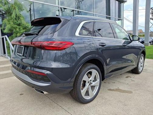 2025 Audi Q5 Premium Plus