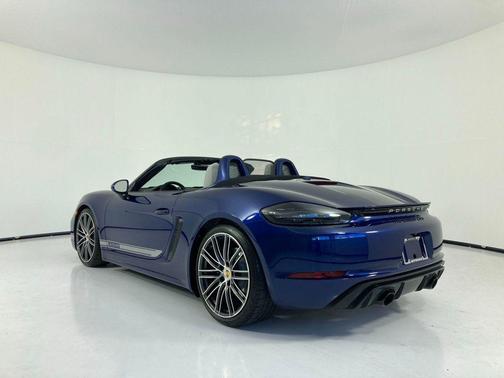 2023 Porsche 718 Boxster GTS 4.0