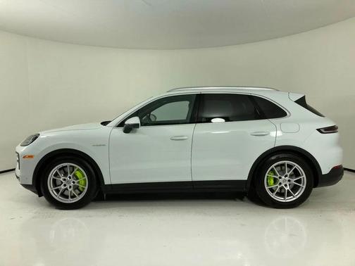 2024 Porsche Cayenne Cayenne S E-Hybrid