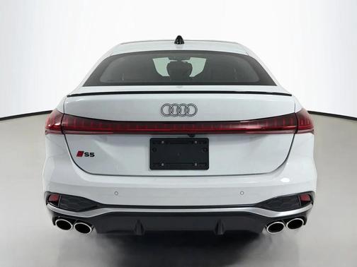 Glacier White Metallic 2026 Audi S5 Premium Plus TFSI quattro S tronic