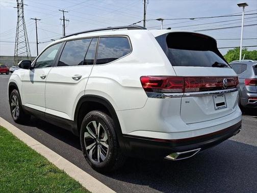 2024 Volkswagen Atlas 2.0T SE