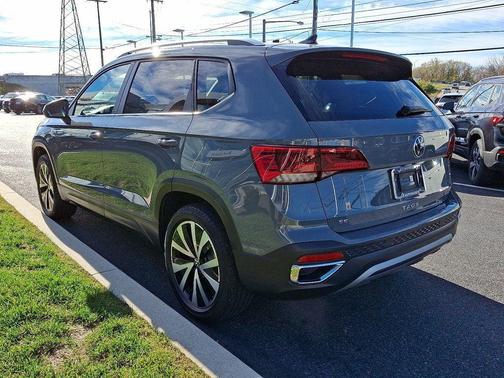 2022 Volkswagen Taos 1.5T SE