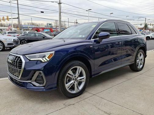 2024 Audi Q3 Premium 45 TFSI S line quattro Tiptronic