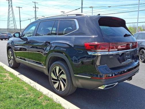 2025 Volkswagen Atlas 2.0T SEL