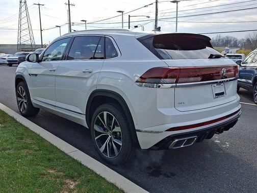 2026 Volkswagen Atlas Cross Sport 2.0T SEL Premium