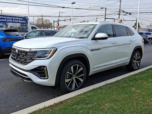 2026 Volkswagen Atlas Cross Sport 2.0T SEL Premium