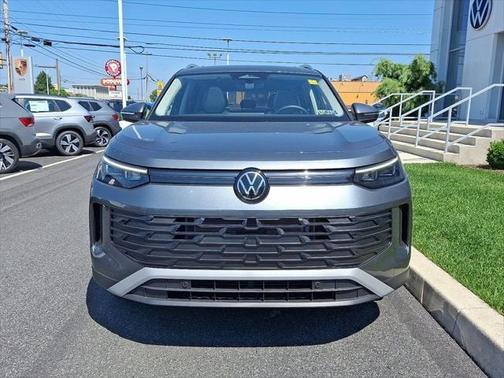 2025 Volkswagen Tiguan 2.0T SE 4MOTION