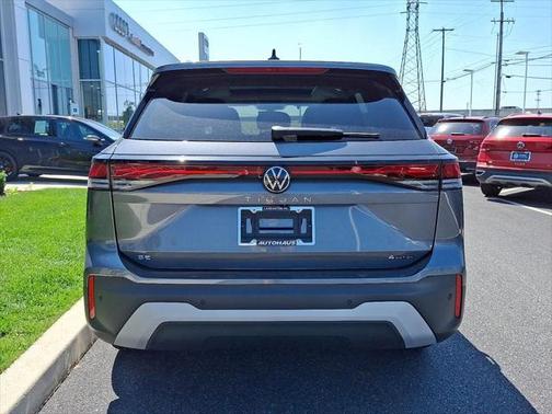 2025 Volkswagen Tiguan 2.0T SE 4MOTION