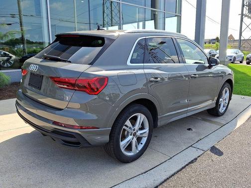 2024 Audi Q3 45 S line Premium Plus