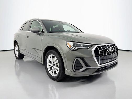 2023 Audi Q3 45 S line Premium Plus