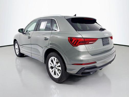 2023 Audi Q3 45 S line Premium Plus