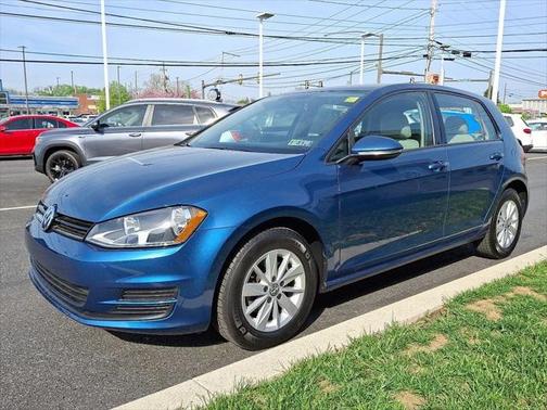2016 Volkswagen Golf TSI S 4-Door