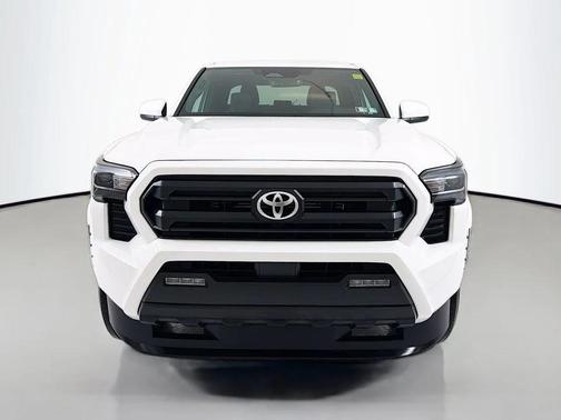 Ice Cap 2025 Toyota Tacoma SR5