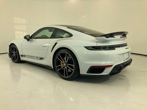 2021 Porsche 911 Turbo S
