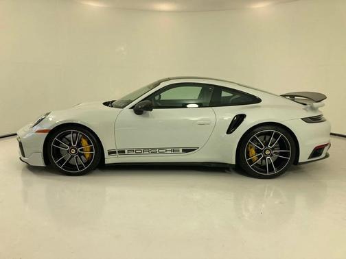 2021 Porsche 911 Turbo S