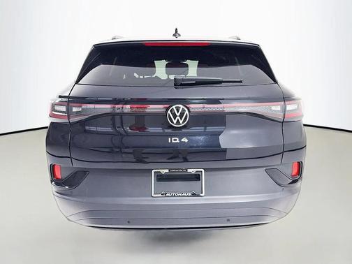 Deep Black Pearl 2023 Volkswagen ID.4 Standard