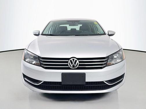 2015 Volkswagen Passat 1.8T Auto SE
