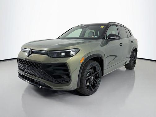 Avocado Green w/Deep Black Roof 2026 Volkswagen Tiguan 2.0T SE R-Line Black 4MOTION