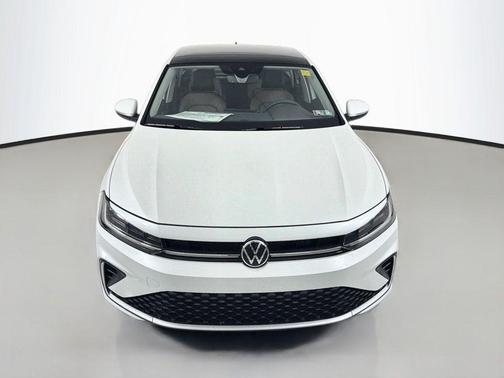 Opal White Pearl 2026 Volkswagen Jetta 1.4T SEL