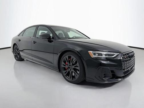 Mythos Black Metallic 2027 Audi S8 quattro