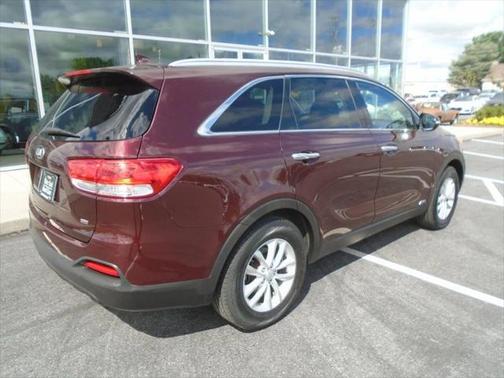 2018 Kia Sorento LX