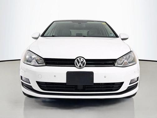 2015 Volkswagen Golf DSG TDI SE