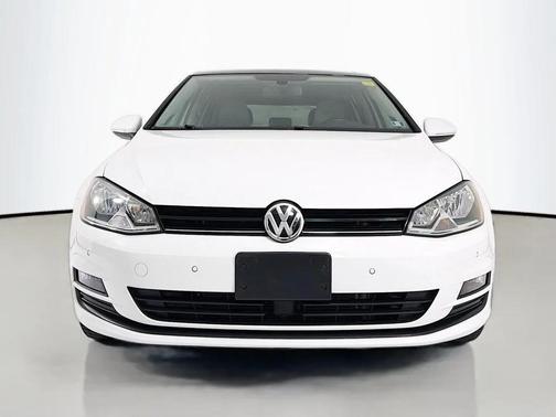 2015 Volkswagen Golf DSG TDI SE
