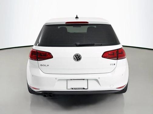 2015 Volkswagen Golf DSG TDI SE