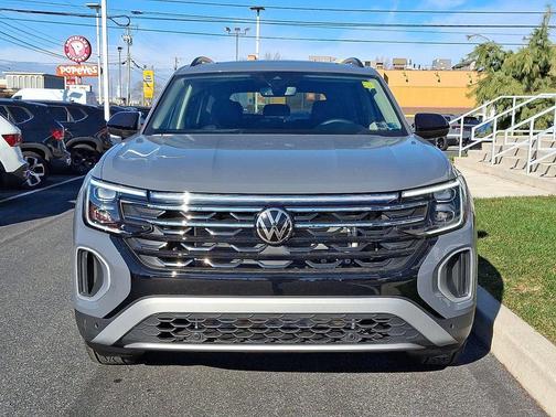 2026 Volkswagen Atlas Peak Edition