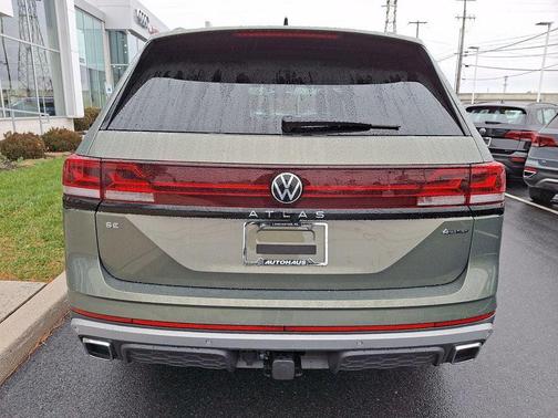 2025 Volkswagen Atlas 2.0T Peak Edition