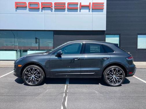 2024 Porsche Macan Base