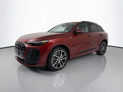 Grenadine Red Metallic 2026 Audi Q5 Prestige TFSI quattro S tronic