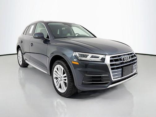 2020 Audi Q5 45 Premium Plus