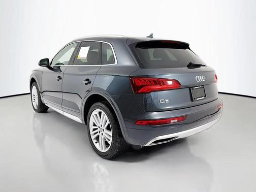 2020 Audi Q5 45 Premium Plus