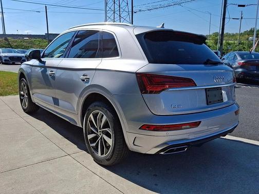 2022 Audi Q5 45 S line Premium