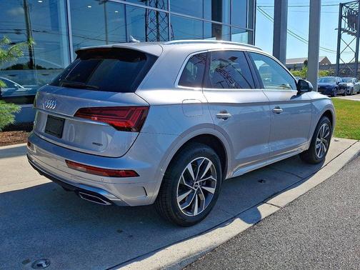 2022 Audi Q5 45 S line Premium