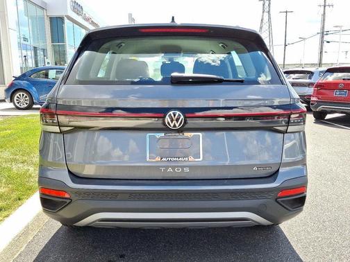 2025 Volkswagen Taos 1.5T S