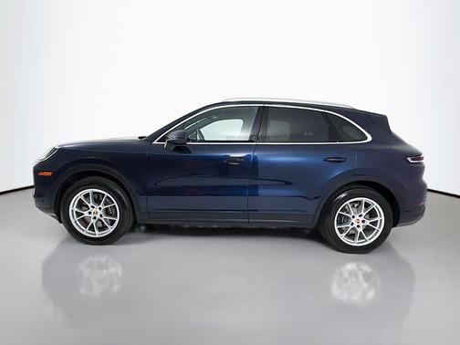 Algarve Blue Metallic 2025 Porsche Cayenne Cayenne