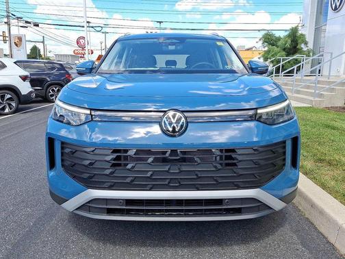 2025 Volkswagen Tiguan 2.0T SE 4MOTION
